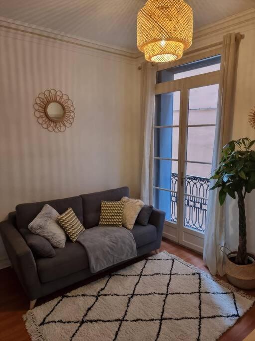 Le Dali-Duplex Au Pied De Castillet Перпинян Екстериор снимка